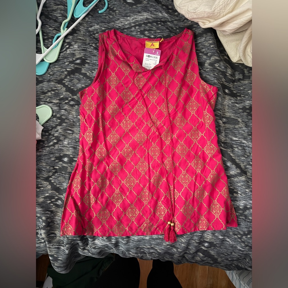 Desi Sleeveless Red and Gold Blouse